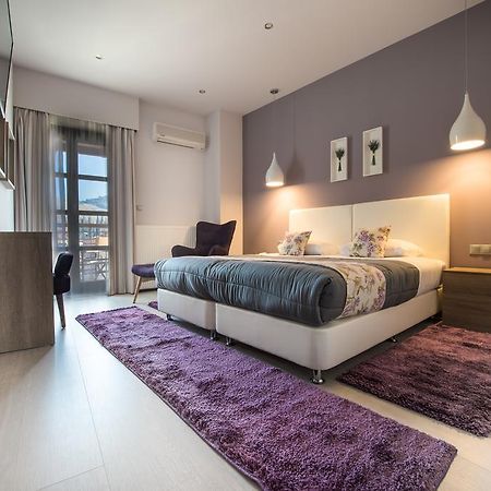 Filoxenia Hotel & Spa 卡拉维塔 外观 照片