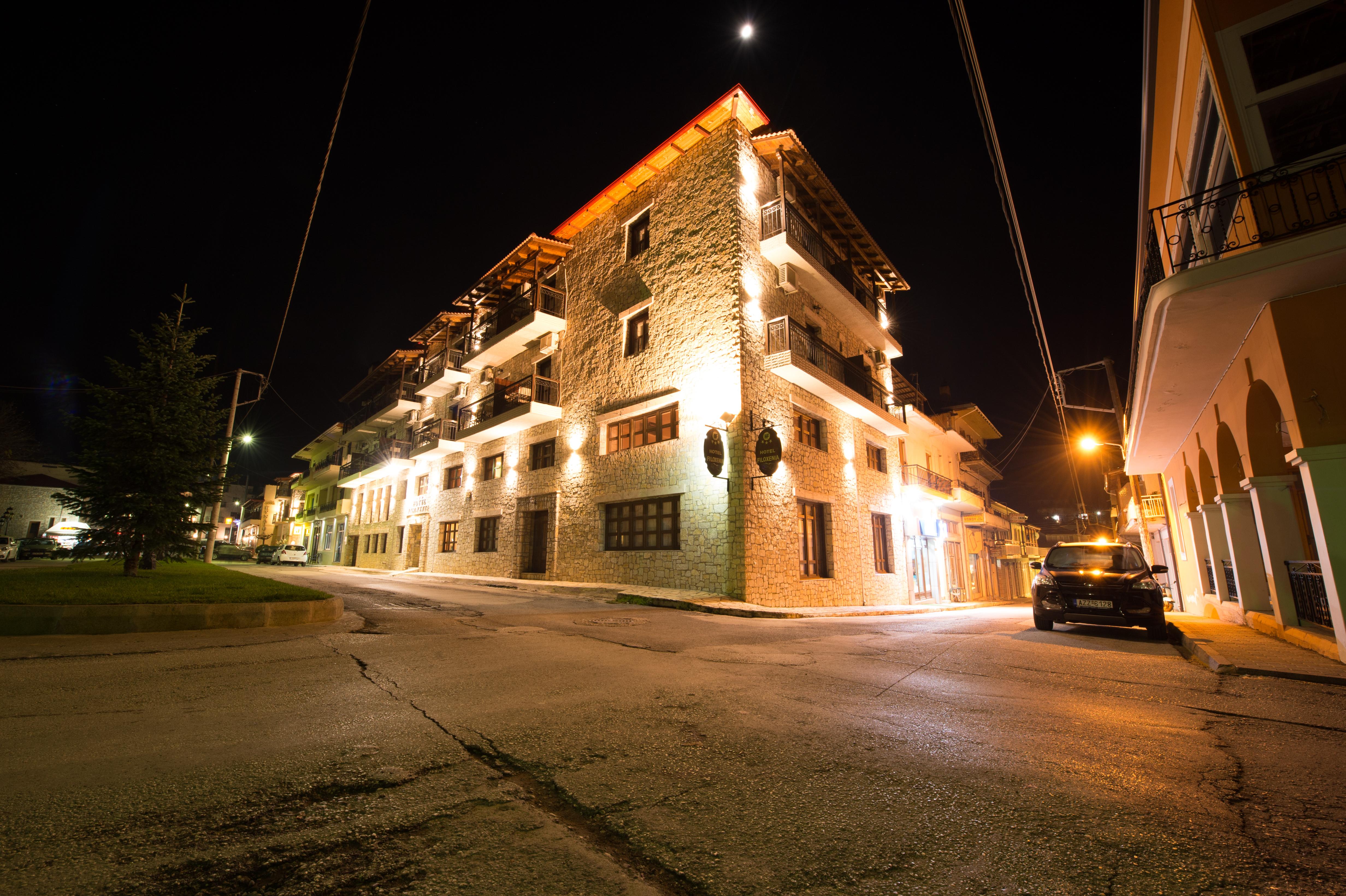 Filoxenia Hotel & Spa 卡拉维塔 外观 照片