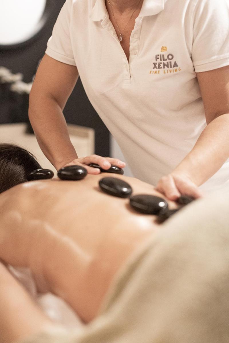 Filoxenia Hotel & Spa 卡拉维塔 外观 照片