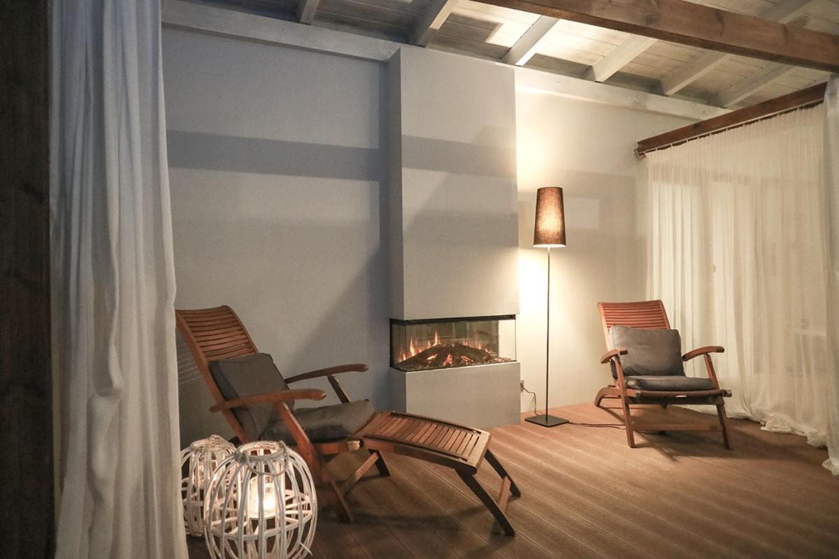 Filoxenia Hotel & Spa 卡拉维塔 外观 照片