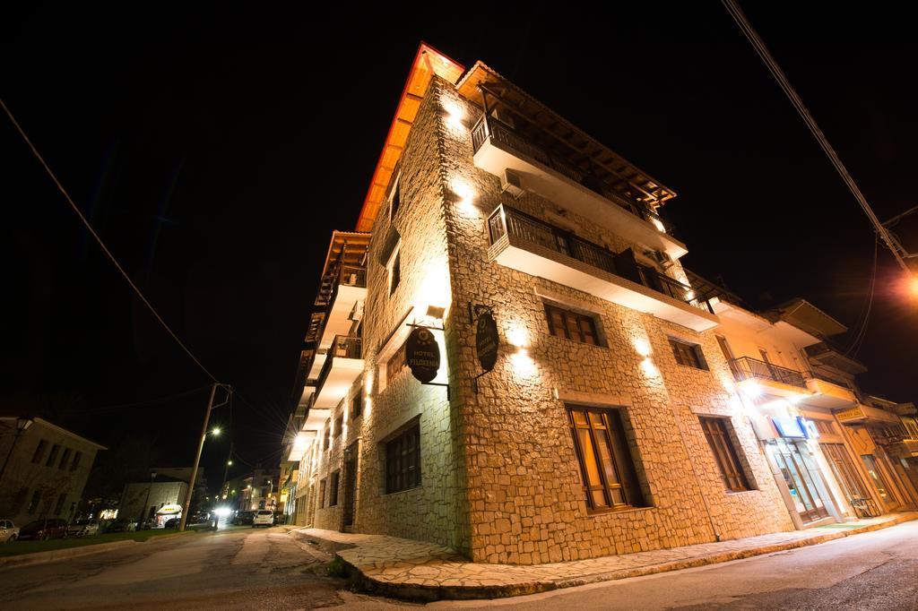 Filoxenia Hotel & Spa 卡拉维塔 外观 照片